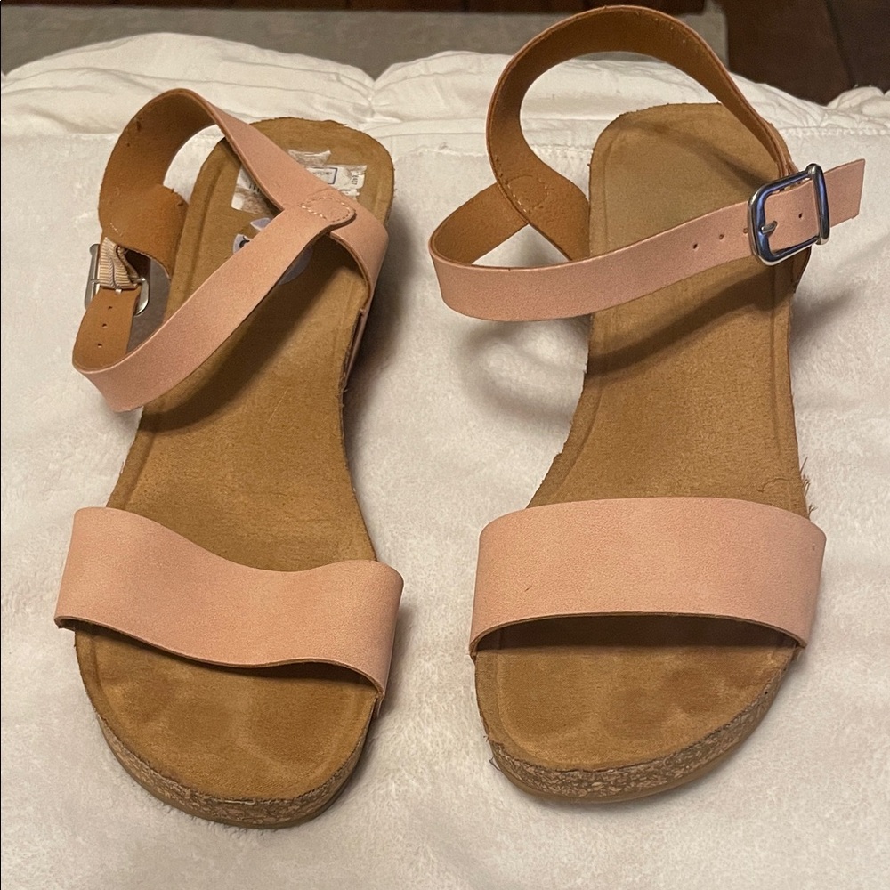 Elegant Blush Sandals with Adjustable Strap